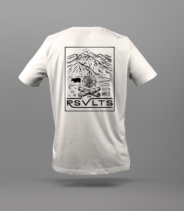 RSVLTS RSVLTS MTNS Crewneck Tee in White — front view
