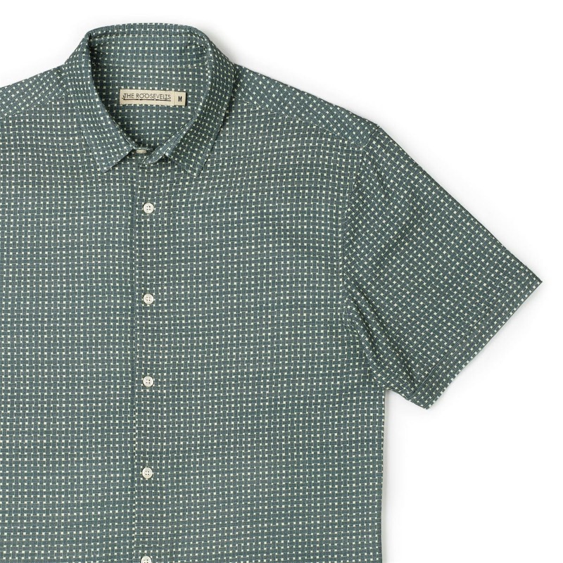 RSVLTS Palm Weave (Bamboo) KUNUFLEX Short Sleeve Shirt in Gray — front view