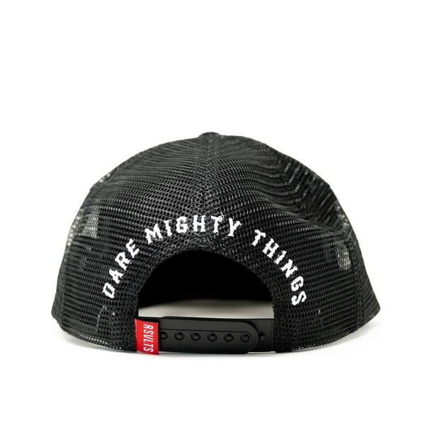 RSVLTS RSVLTS Dare Mighty Things script cord Cap in Black — detail 2