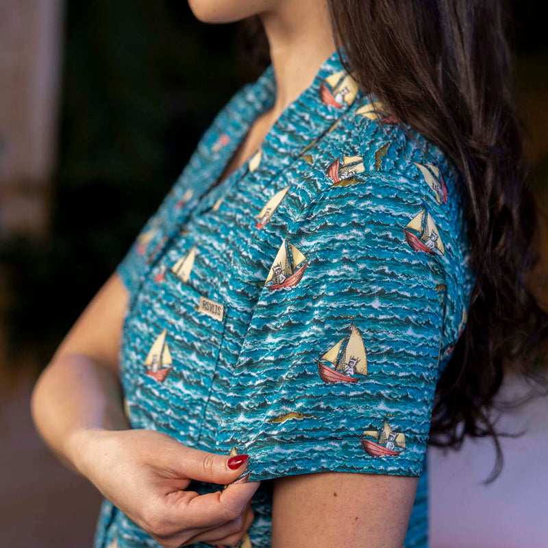 RSVLTS Max's Voyage Women's KUNUFLEX Short Sleeve Shirt in Blue — detail 5