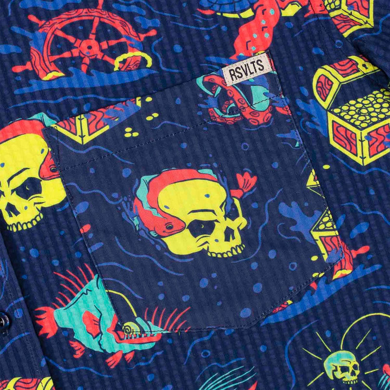 RSVLTS What Lies Beneath Stretch Seersucker Short Sleeve Shirt in Blue — detail 4