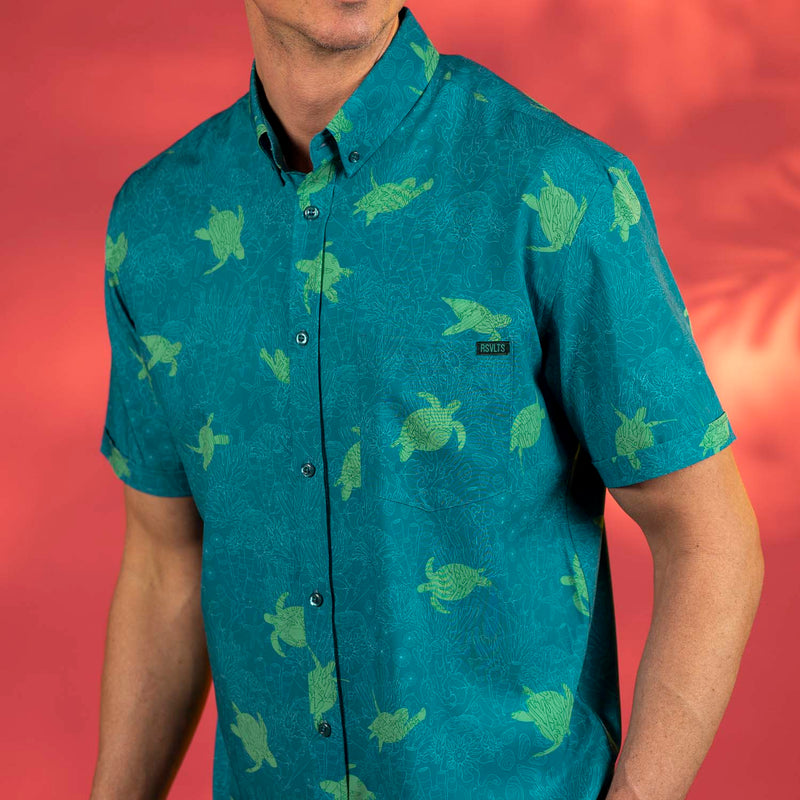 RSVLTS Turtle Tide KUNUFLEX Short Sleeve Shirt in Green — front view