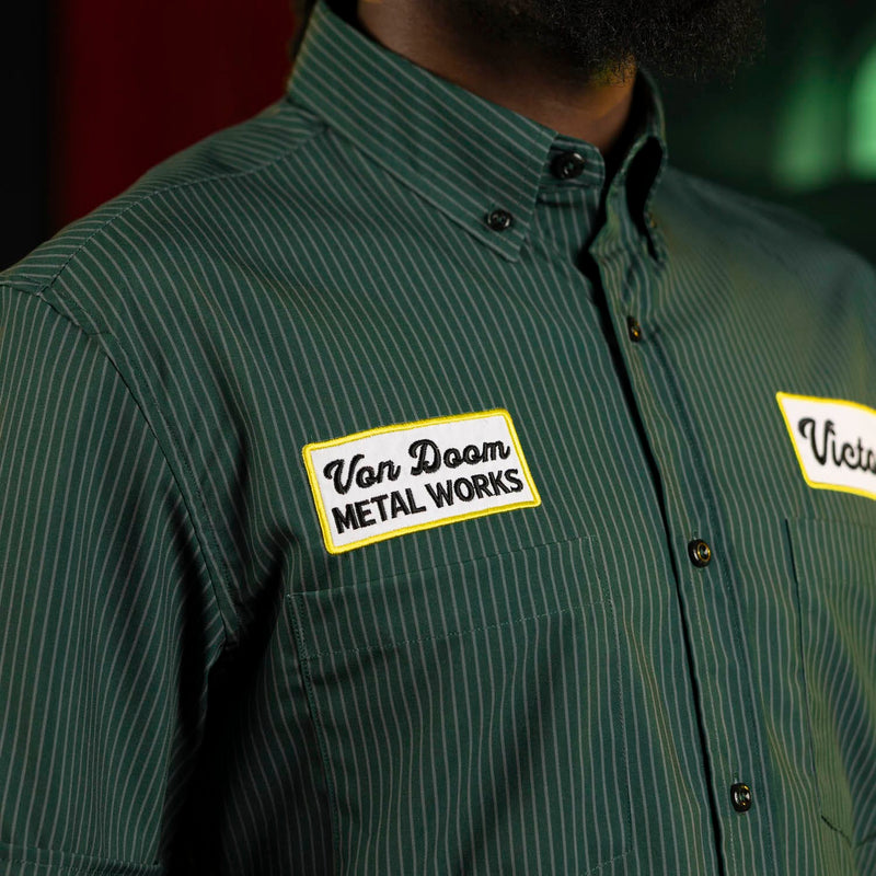 RSVLTS Von Doom Metal Works KUNUFLEX Short Sleeve Shirt in Green — detail 7