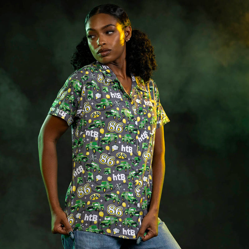 RSVLTS Chick Hicks 86 Women's KUNUFLEX Short Sleeve Shirt in Green — front view