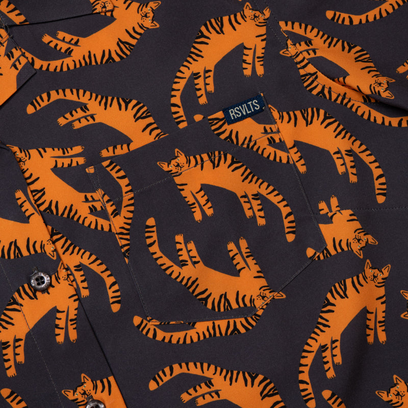 RSVLTS Easy Tiger Women's KUNUFLEX Short Sleeve Shirt in Black — detail 2