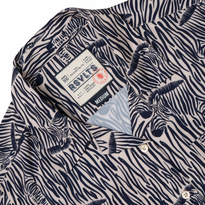 RSVLTS Z-Bruhs Women's KUNUFLEX Short Sleeve Shirt in Black — detail 3