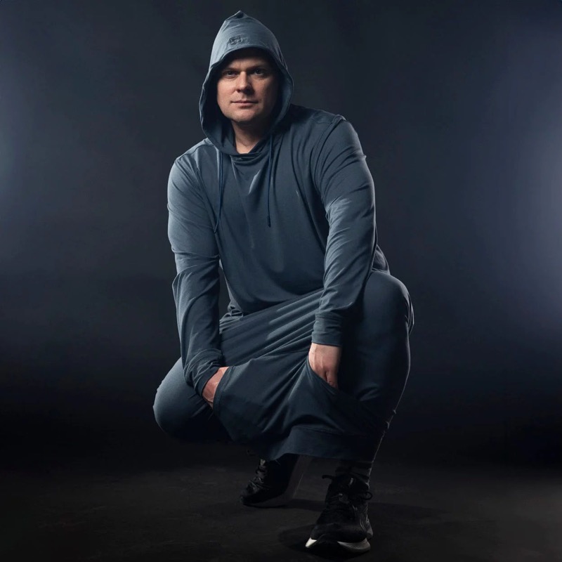 RSVLTS The Grim Sleeper performance cloak Performance Hoodie in Blue — detail 2