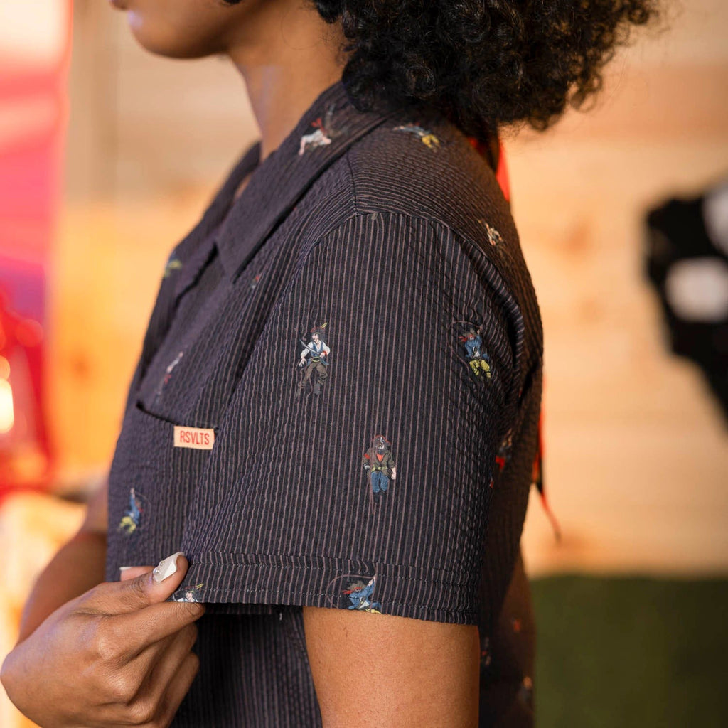 RSVLTS Shiver Me Timbers Women's Stretch Seersucker Short Sleeve Shirt in Black — detail 7