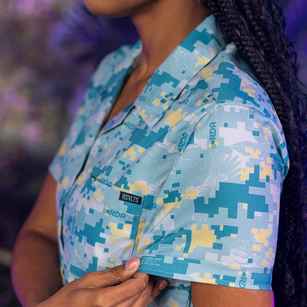 RSVLTS RDA Camo Women's KUNUFLEX Short Sleeve Shirt in Blue — detail 7