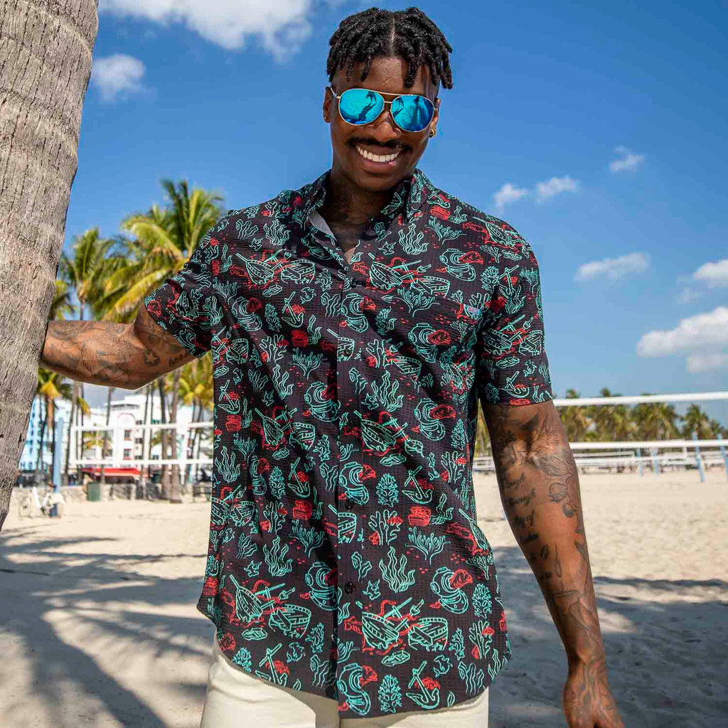 RSVLTS Shipwreck Stretch Seersucker Short Sleeve Shirt in Black — detail 4