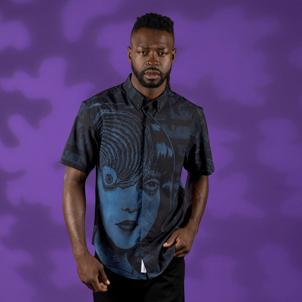 RSVLTS Irresistible Pull KUNUFLEX Short Sleeve Shirt in Black — detail 5