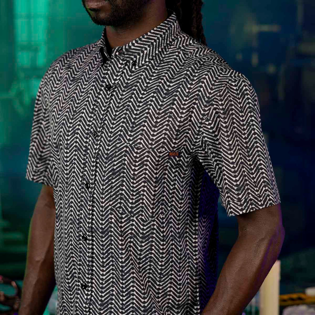 RSVLTS Herring-bonez KUNUFLEX Short Sleeve Shirt in Black — detail 2