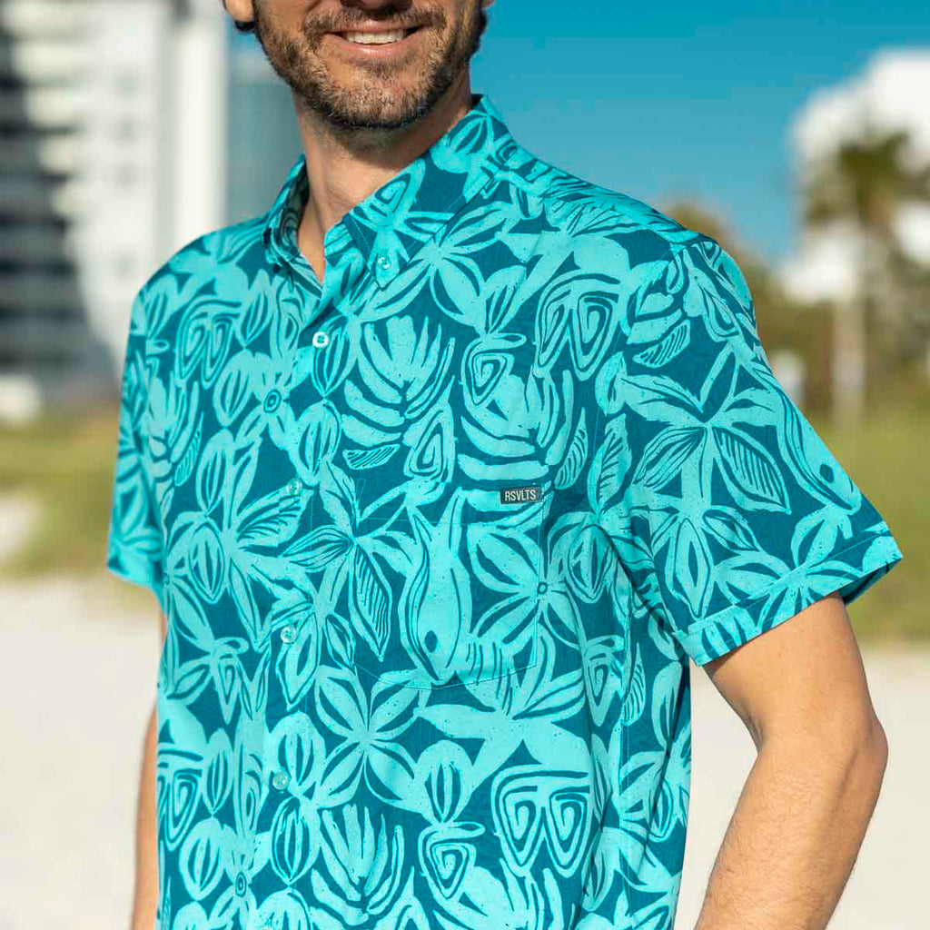 RSVLTS Sweet Blue Sea KUNUFLEX Short Sleeve Shirt in Green — front view