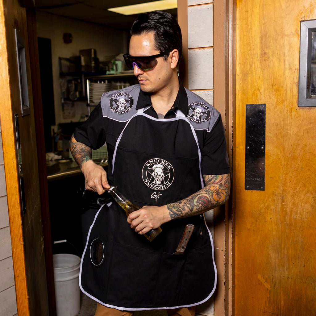 RSVLTS Knuckle Sandwich Ultimate Grilling Apron in Black — detail 5