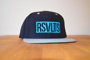 RSVLTS RSVLTS Mag Logo Cap in Black — front view
